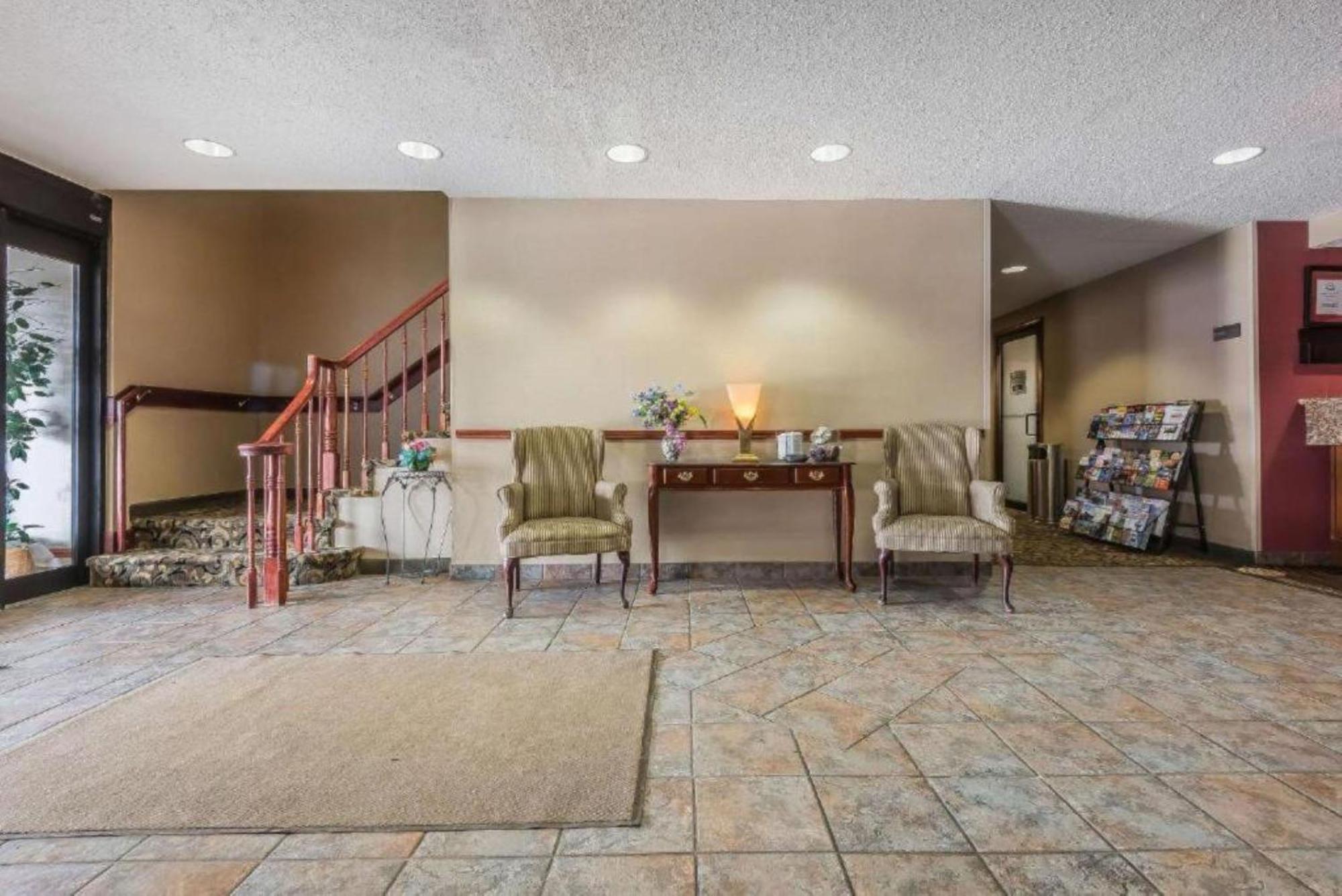 Fairbridge Inn & Suites Batavia-Darien Amusement Park Esterno foto